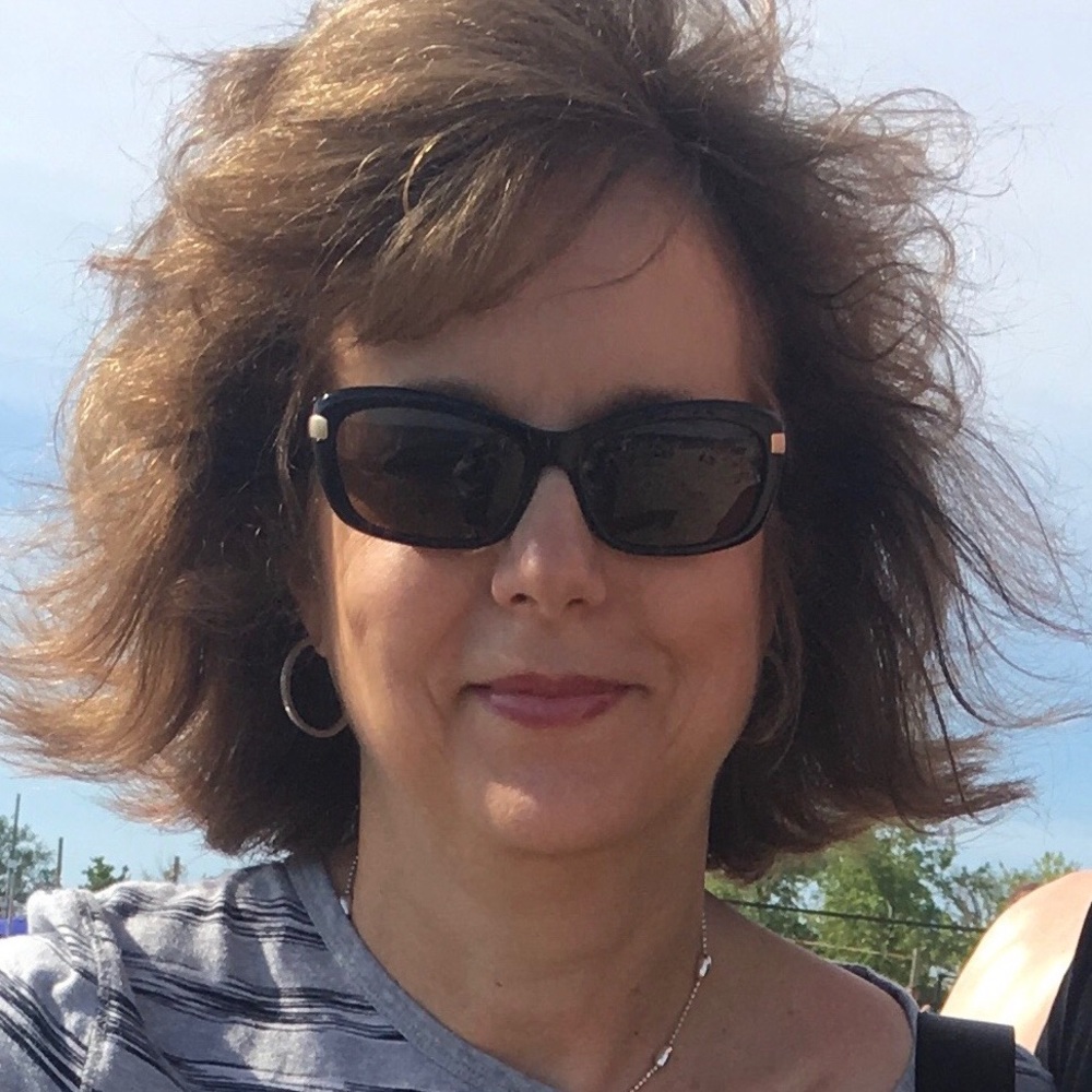 Meet your Posher, Lidia